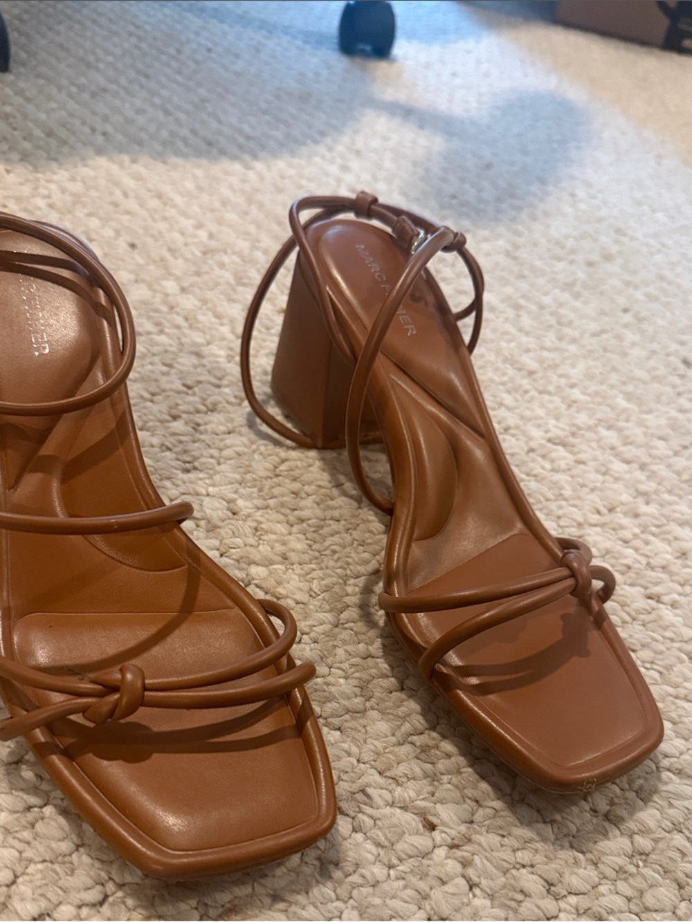 Marc Fisher Block Heel, brown, women’s size 9